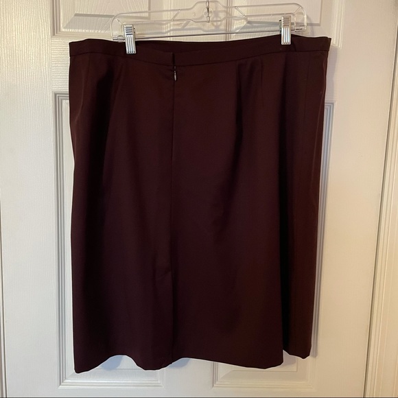 Women’s Eggplant Wool Pencil Skirt with Slit - Picture 3 of 6
